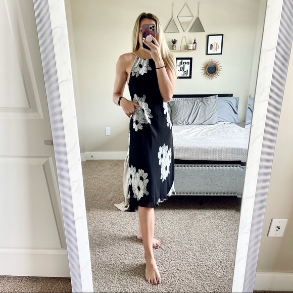 Ann Taylor Dresses & Skirts - Ann Taylor Floral Midi Dress